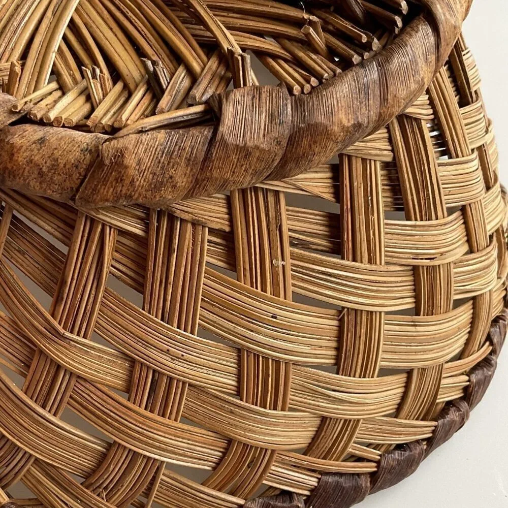 Vintage Handwoven Basket With Leaf Wrap Detail Round Boho Farmhouse 11.5